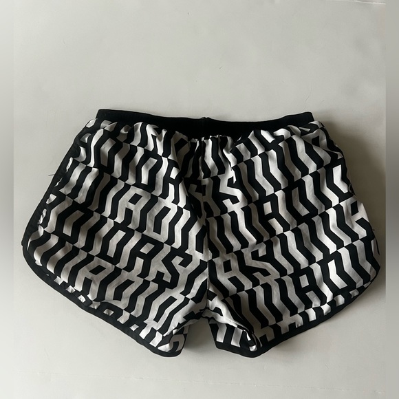Adidas shorts - Picture 3 of 5